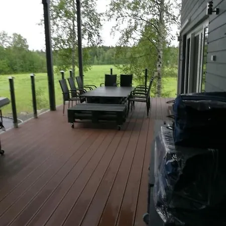 Salmi, Jaemsae, 10 Km Himokselta Willa *